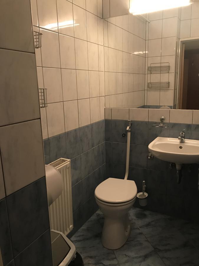 Sport Hotel Tatabánya Exteriör bild